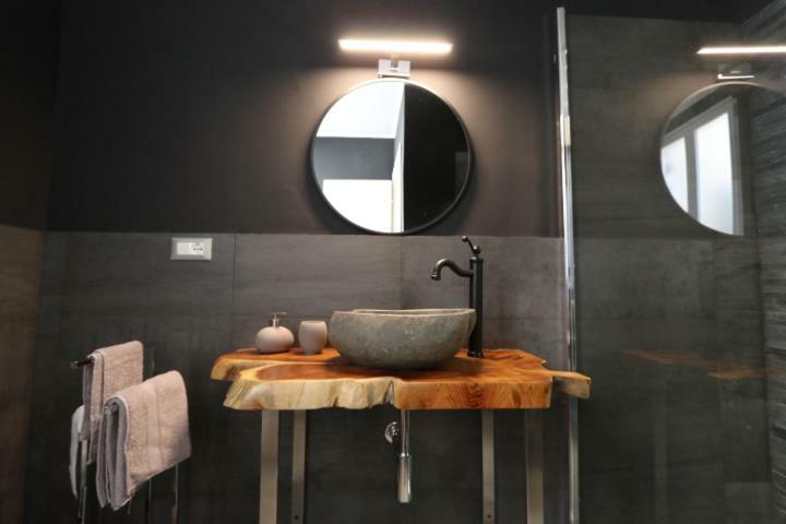 Exclusive Apt Really Downtown - Free Private Parking Included! Genoa Ngoại thất bức ảnh